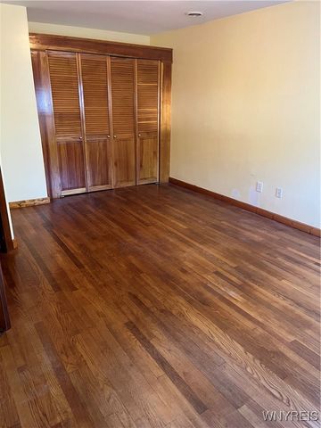 6293 East Lake Road, Newfane, NY 14028