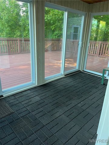 6293 East Lake Road, Newfane, NY 14028