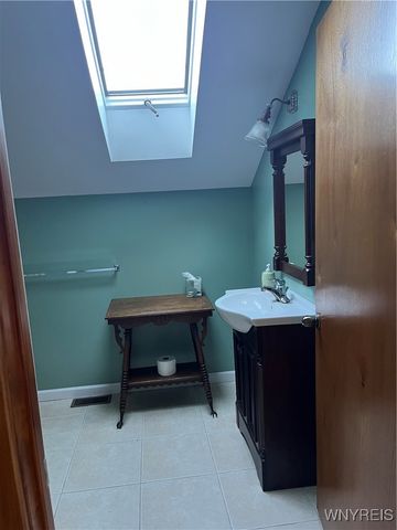 6293 East Lake Road, Newfane, NY 14028