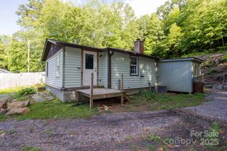 3153 Old US 70 Highway E, Black Mountain, NC 28711