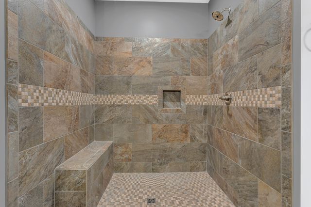 30 Shire Ct, Leoma, TN 38468