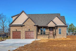 30 Shire Ct, Leoma, TN 38468