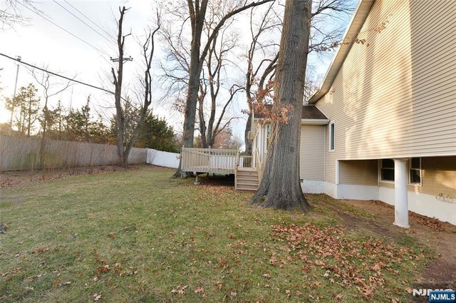 38-42 Northern Drive, Fair Lawn, NJ 07410