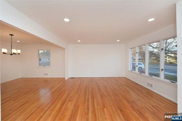 38-42 Northern Drive, Fair Lawn, NJ 07410