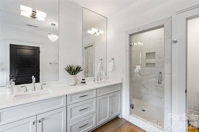 818 Ideal Way, Charlotte, NC 28203