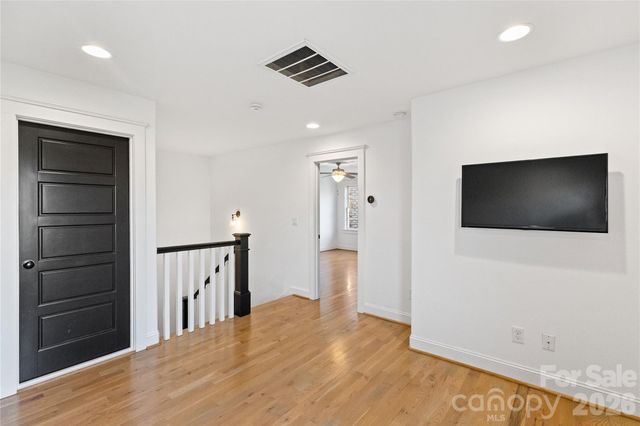 818 Ideal Way, Charlotte, NC 28203