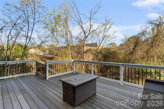 818 Ideal Way, Charlotte, NC 28203