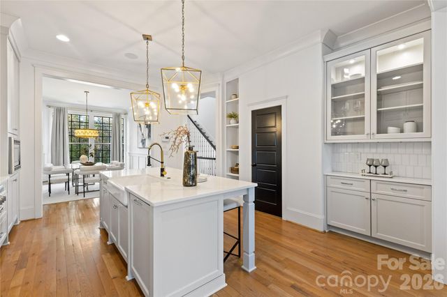 818 Ideal Way, Charlotte, NC 28203