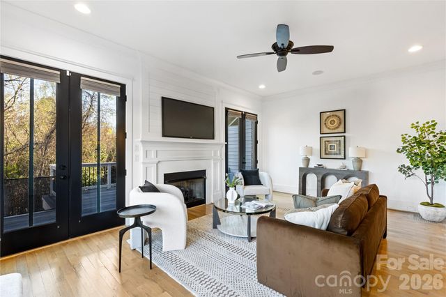 818 Ideal Way, Charlotte, NC 28203