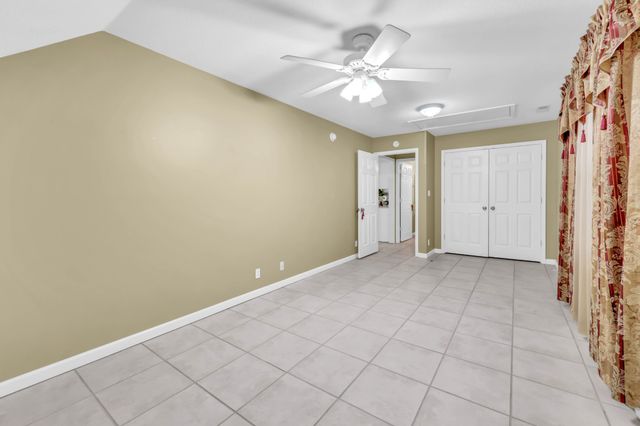 453 Stonemeadow Rd, Clarksville, TN 37043