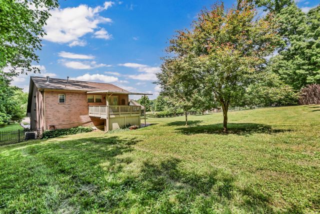 453 Stonemeadow Rd, Clarksville, TN 37043