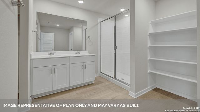 450 KOLBO CROSSING COVE, Lockhart, TX 78644
