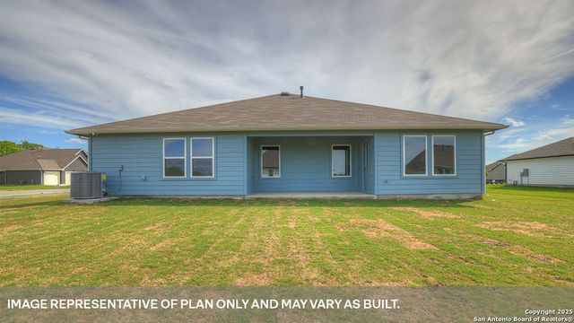 450 KOLBO CROSSING COVE, Lockhart, TX 78644