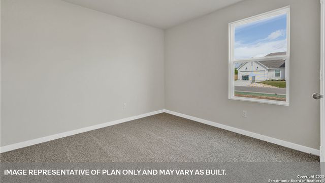 450 KOLBO CROSSING COVE, Lockhart, TX 78644