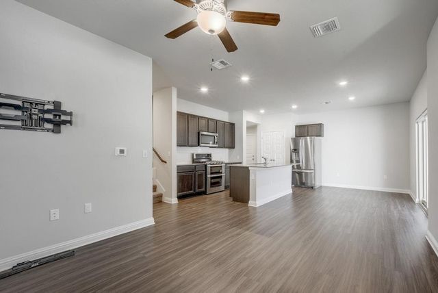 7800 Moody BND, Austin, TX 78744