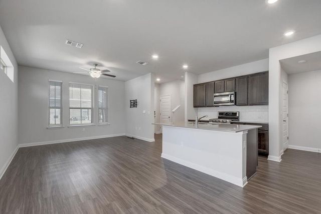 7800 Moody BND, Austin, TX 78744