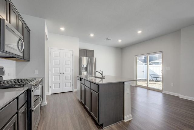 7800 Moody BND, Austin, TX 78744