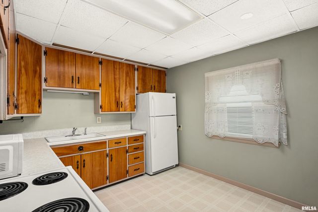 1249 N 5TH Street, Chillicothe, IL 61523