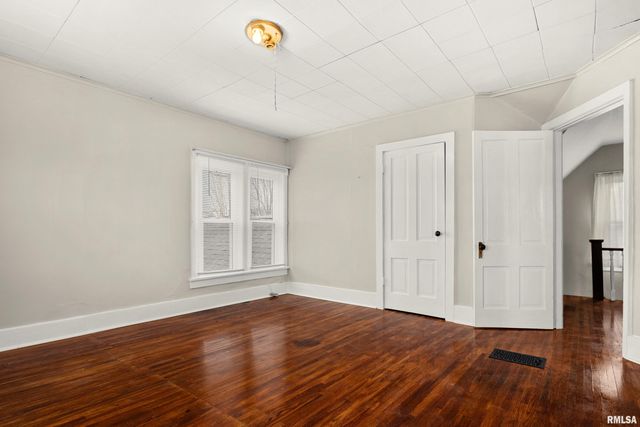 1249 N 5TH Street, Chillicothe, IL 61523