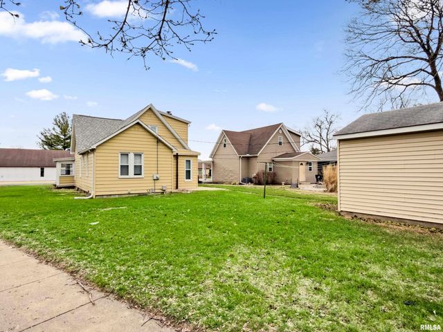 1249 N 5TH Street, Chillicothe, IL 61523