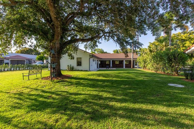 14828 Rolling Rock Place, Wellington, FL 33414