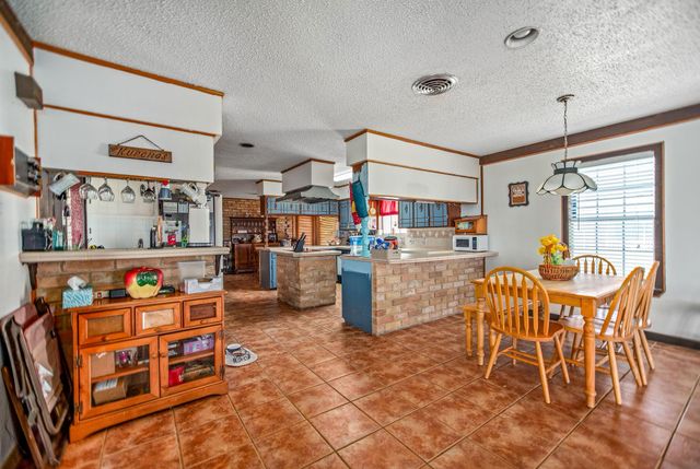 1640 S Virginia Street, Port Lavaca, TX 77979