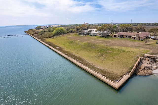 1640 S Virginia Street, Port Lavaca, TX 77979
