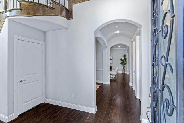 5119 Montego Bay Drive, Irving, TX 75038