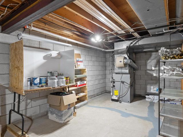 315 S Lincoln DRIVE, Howards Grove, WI 53083