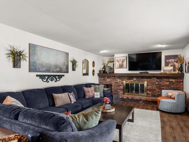 315 S Lincoln DRIVE, Howards Grove, WI 53083
