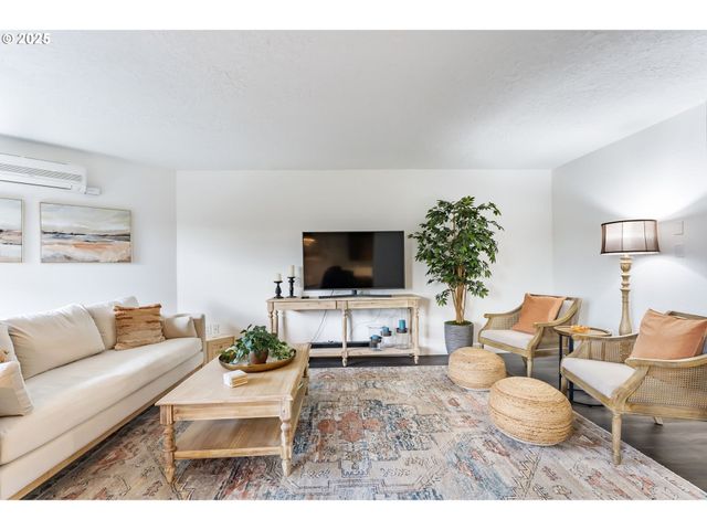 5585 E EVERGREEN Blvd 5101, Vancouver, WA 98661