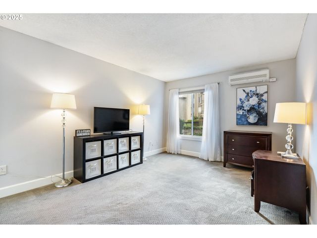 5585 E EVERGREEN Blvd 5101, Vancouver, WA 98661