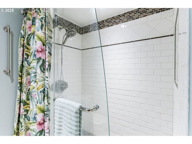 5585 E EVERGREEN Blvd 5101, Vancouver, WA 98661