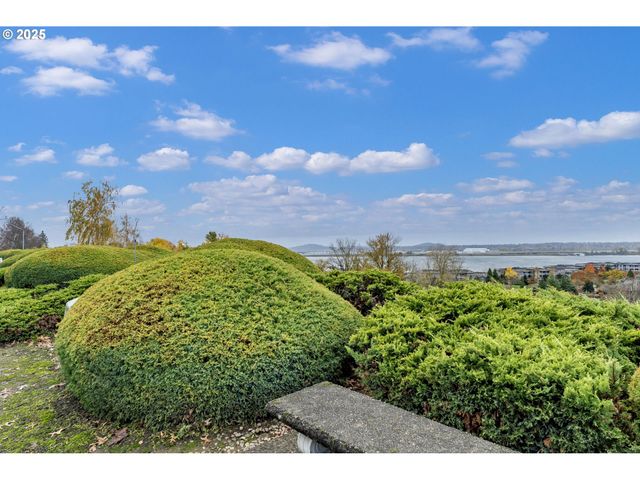 5585 E EVERGREEN Blvd 5101, Vancouver, WA 98661