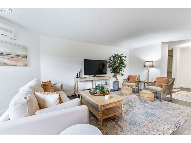 5585 E EVERGREEN Blvd 5101, Vancouver, WA 98661