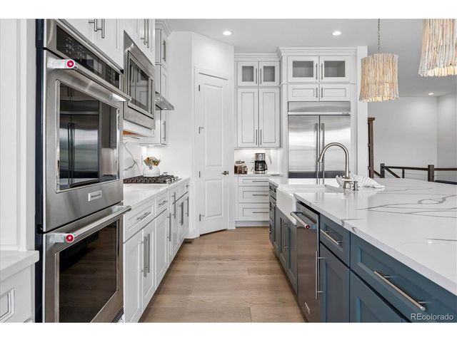 307 Scrubjay Ln, Castle Rock, CO 80104