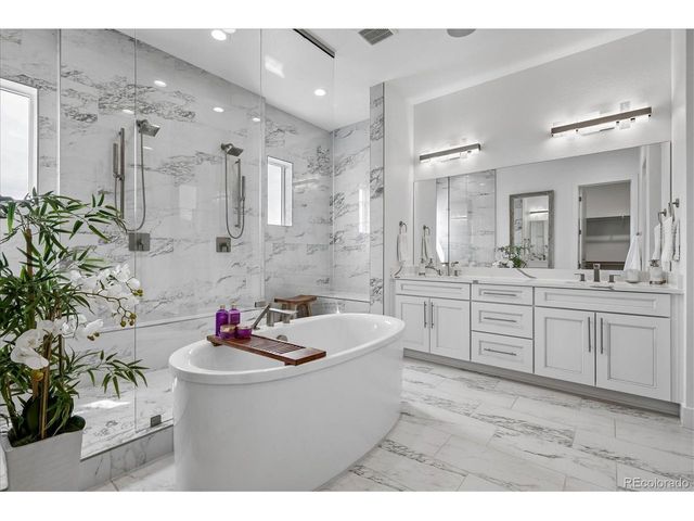 307 Scrubjay Ln, Castle Rock, CO 80104