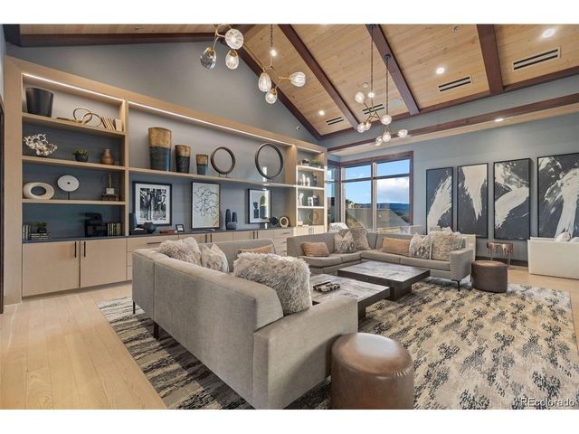 307 Scrubjay Ln, Castle Rock, CO 80104