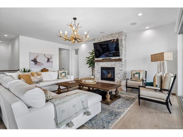 307 Scrubjay Ln, Castle Rock, CO 80104