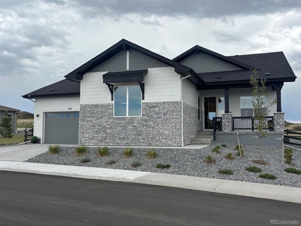 307 Scrubjay Ln, Castle Rock, CO 80104