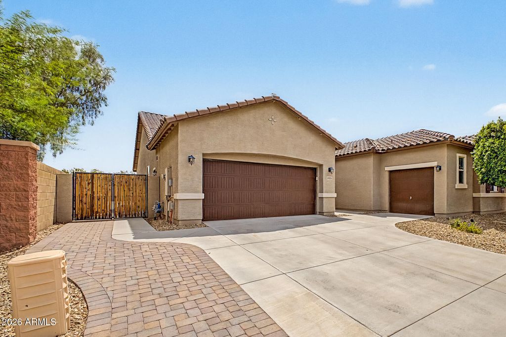 10215 N 185TH Lane, Waddell, AZ 85355 — photo 2