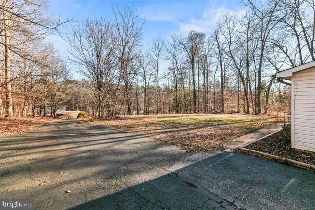 9442 BRENTSVILLE RD, Manassas, VA 20112