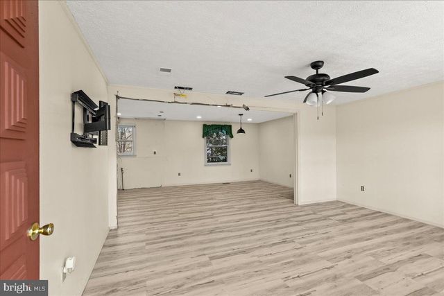 9442 BRENTSVILLE RD, Manassas, VA 20112