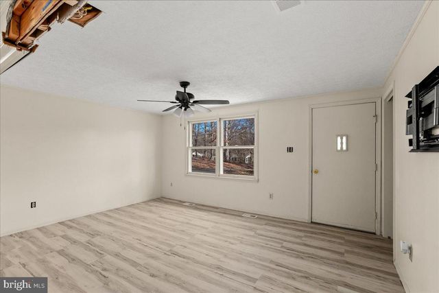 9442 BRENTSVILLE RD, Manassas, VA 20112