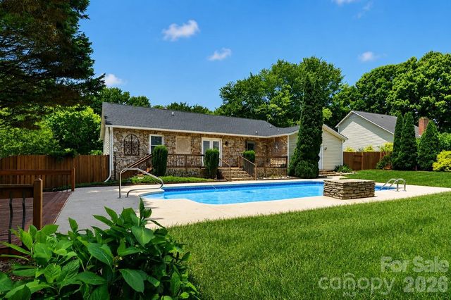 4382 Cross Ridge Drive, Gastonia, NC 28056