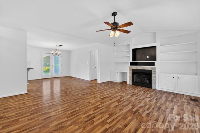 4382 Cross Ridge Drive, Gastonia, NC 28056