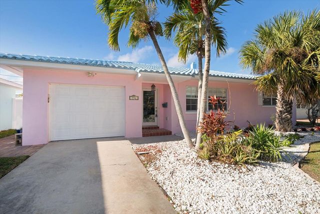 996 BRUCE AVENUE, Clearwater Beach, FL 33767