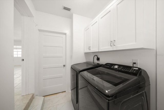 996 BRUCE AVENUE, Clearwater Beach, FL 33767