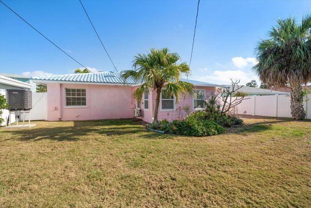 996 BRUCE AVENUE, Clearwater Beach, FL 33767