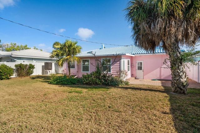 996 BRUCE AVENUE, Clearwater Beach, FL 33767